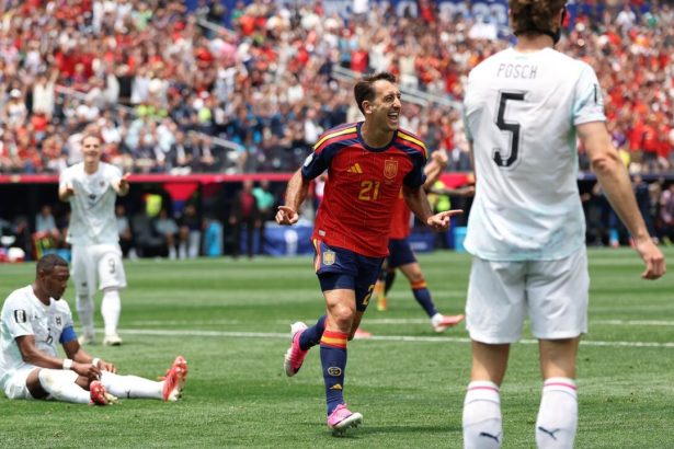 Rakusko bez sance a bez strely Dominantni Spanieli oslavuju postup do osemfinale MS MS 2026 Futbal Sportweb