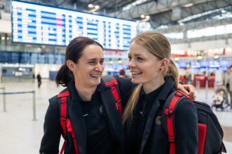 svadba legendarnej olympionicky sablikovej vzala si dlhornu partnerku z ladovych ovalov zimne sporty sportweb