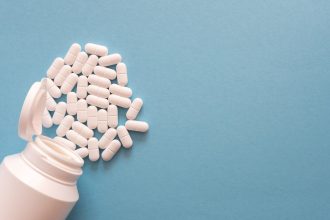 Cesko celi kritickemu nedostatku lieku na rakovinu povolilo mimoriadny rezim V celej krajine zostalo iba 81 baleni
