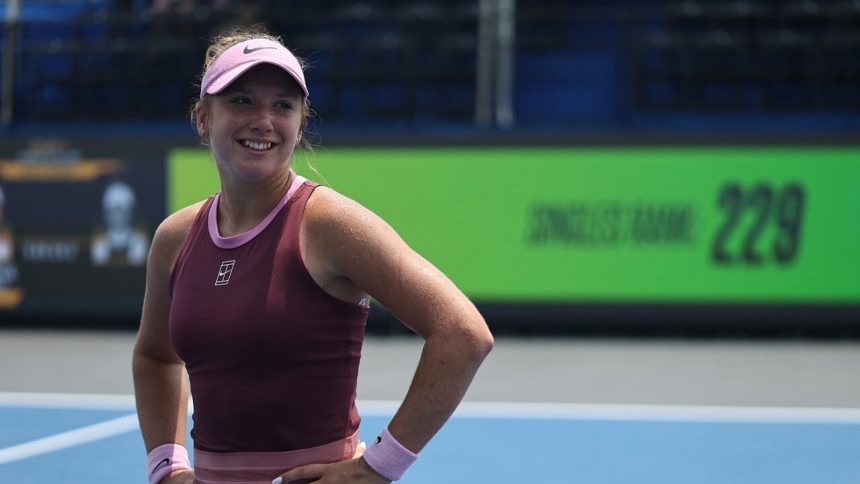 Cez vikend zaziarila dalsia ruska kometa aj ona je vsak na uteku v Moskve maju obavy ze raz sa pobere aj ta najsikovnesia Tenis Sportweb