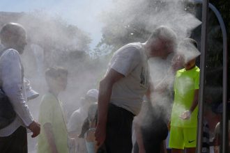 Unaveni zamestnanci a vysoke ceny elektriny Ako extremne horucavy ohrozuju konkurencieschopnost celej Evropy