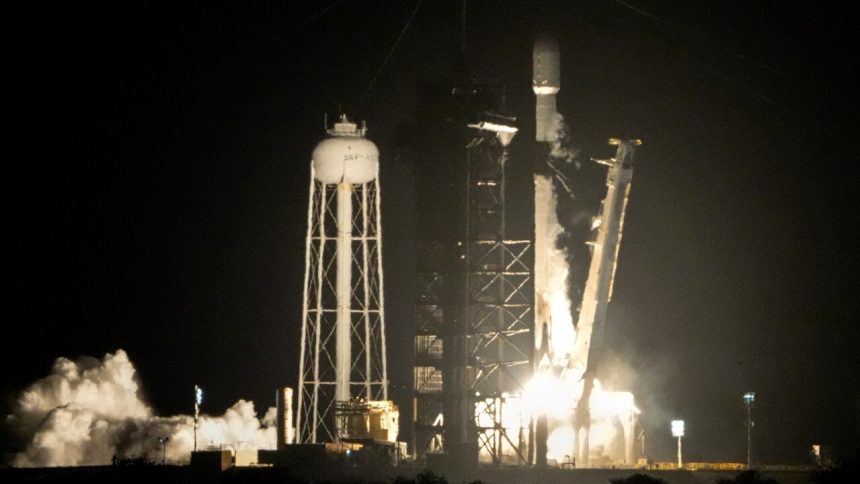 expert o naraze rakety nikto to neplanoval ak chceme ist na mars najprv sa musime nauit zit na mesiaci rozhovor