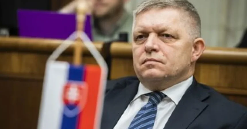 Bugár: Opozícii nestačí hovoriť „lebo Fico“. Šimko: Premiér môže hrať o Čierneho Petra