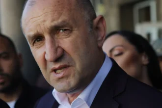 Bulharsko čaká druhé kolo prezidentských volieb, Jotovová má tesný náskok