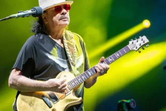 Carlos Santana vyráža na európske turné, Slovensko vynechá a zahrá u susedov