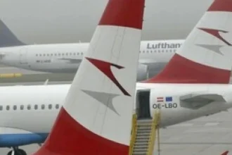 Desať sanitiek zasahovalo na letisku pre náhle ochorenie pasažierov