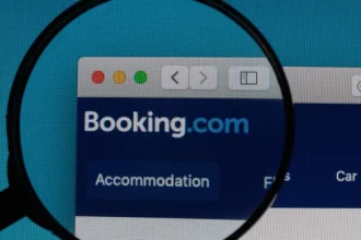 EÚ preveruje Booking pre podozrenie z podvodov a phishingu