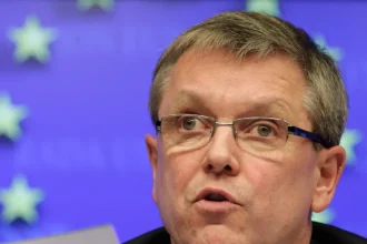 Exguvernér maďarskej centrálnej banky Matolcsy je vo väzbe pre podozrenie z podvodu