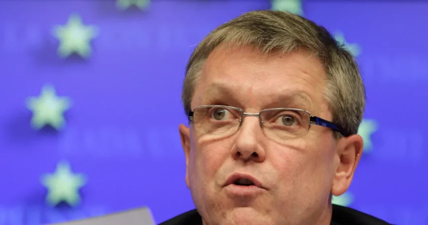 Exguvernér maďarskej centrálnej banky Matolcsy je vo väzbe pre podozrenie z podvodu
