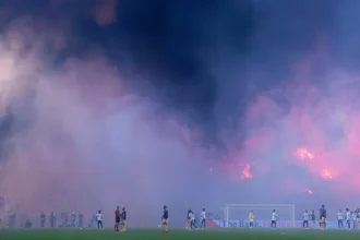 Fanúšikovia Hajduku šokovali nacistickými pokrikmi