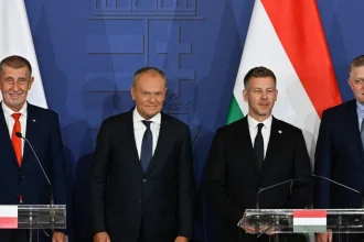 Fico a premiéri V4 v Bruseli o miliardách z EÚ a emisiách, v otázke Ukrajiny rozdiely