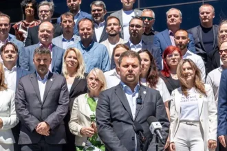 Hrčka je opäť šéfom Petržalky, no poslanci od Valla ovládli zastupiteľstvo