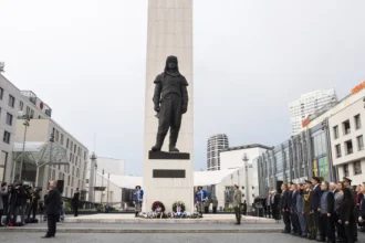 Lev od Baťu pobúril Hitlera. Dnes v Bratislave stráži Štefánika