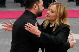 Meloniová: Viem, že za Ukrajinu platím politickú cenu, no neustúpim