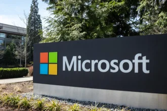 Microsoft ponúka odstupné 60-tisíc zamestnancom, ide o každého štvrtého