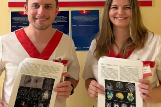Mladíkovi operovali mozog pri vedomí, počas zákroku testovali jeho reč
