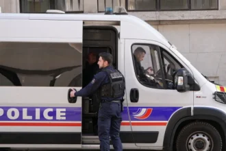 Na Floride sa po hádke postrelilo 12 ľudí vrátane detí