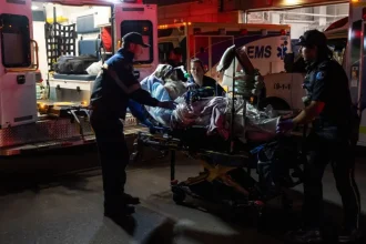 Na kanadskej vojenskej základni vypukol požiar, hlásia obete aj ranených