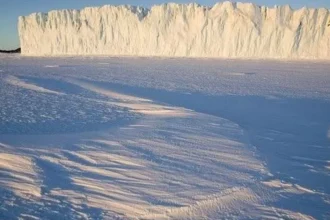 NASA odhalila problém pod antarktickým ľadom, hrozia vážne následky