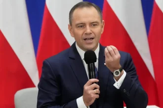 Nawrocki svedčí na súde. Kolegyňa opísala zháňanie prostitútok pre hostí