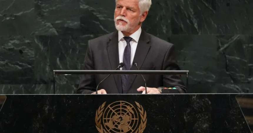Pavel za rokovacím stolom s Putinom? Blanár aj Macinka by ho podporili
