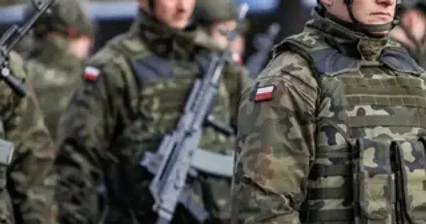 Poľského exvojaka zadržali počas živého vysielania
