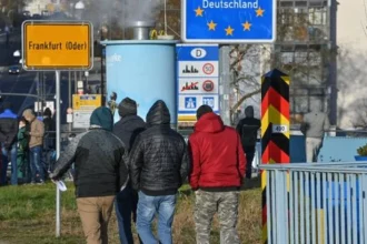Regionálne samosprávy bijú na poplach, minuli peniaze na vlaky. O pomoc žiadajú Merza
