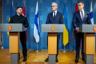 Rokovanie troch veľmocí o Ukrajine bez Ukrajiny? Zelenskyj má jasný odkaz