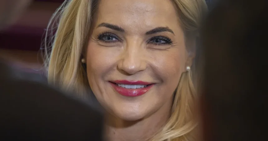 Šimkovičová je vicepremiérkou. Pellegrini vyšiel Ficovi v ústrety, SNS má vplyvný post
