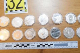 Škody v stovkách miliónov: podozriví sú aj policajti
