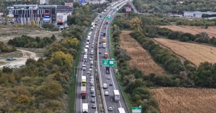 Slováci obetujú 20 dní ročne cestou do práce, viac dochádzajú ochotní