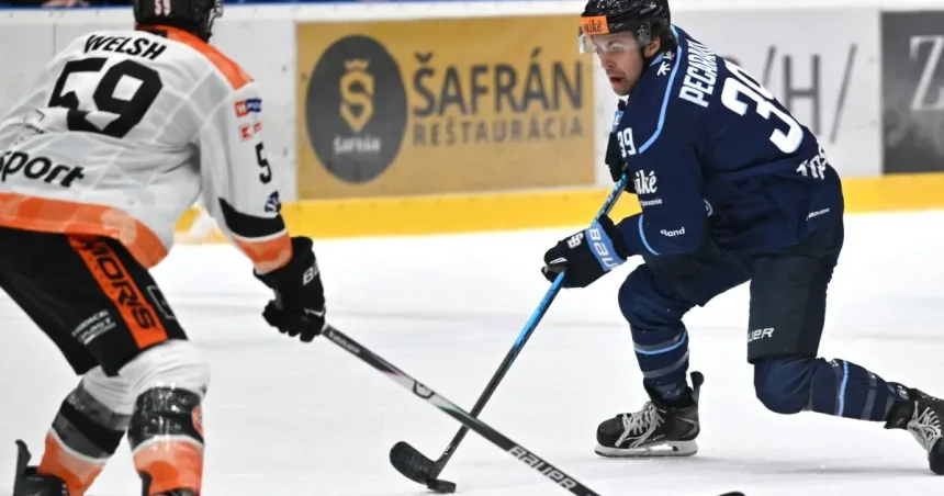 Slovan zdolal Michalovce za 26 minút, Janus s nulou. Poprad zostal lídrom