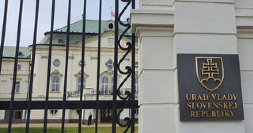 Šuster o rozpočte „zo zotrvačnosti“: Sme v tom až po uši, dlh na obyvateľa je 16-tisíc eur