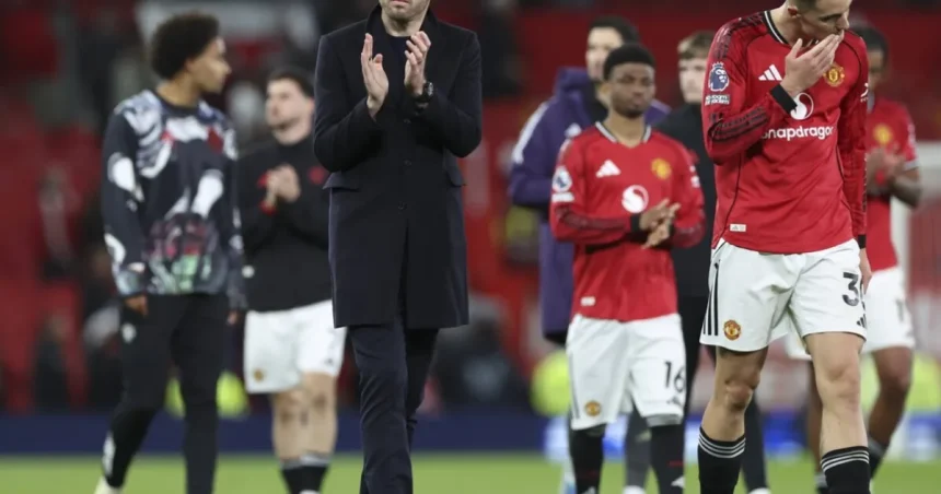 Tréner Manchestru United bojuje v zápase s Chelsea o prežitie