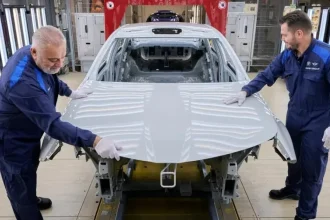 V nemeckých automobilkách zaniklo vyše 120-tisíc miest, prepúšťanie pokračuje