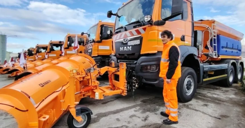 VIDEO: Cestári kúpili desiatky áut za desať miliónov, zvládnu aj kalamity