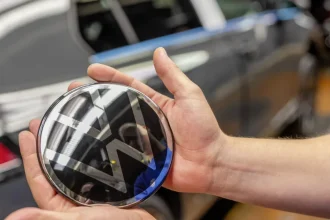 VW zvažuje obrat. Škoda a Cupra dostanú čínsku technológiu, v hre sú miliardy