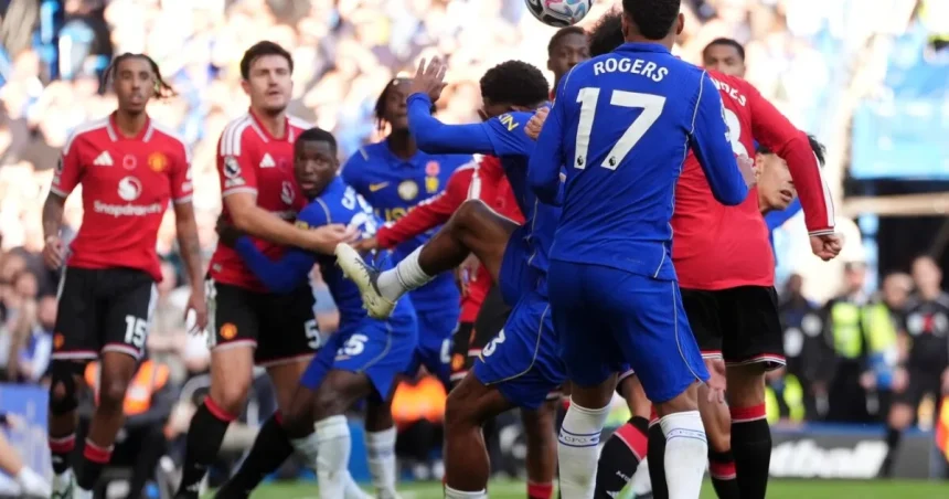 Vylúčenie, jedenástka, bezzubý útok. Kríza United pokračuje, prehrali aj s Chelsea