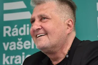 Známy český spevák ukončil kariéru pre vážne zdravotné problémy