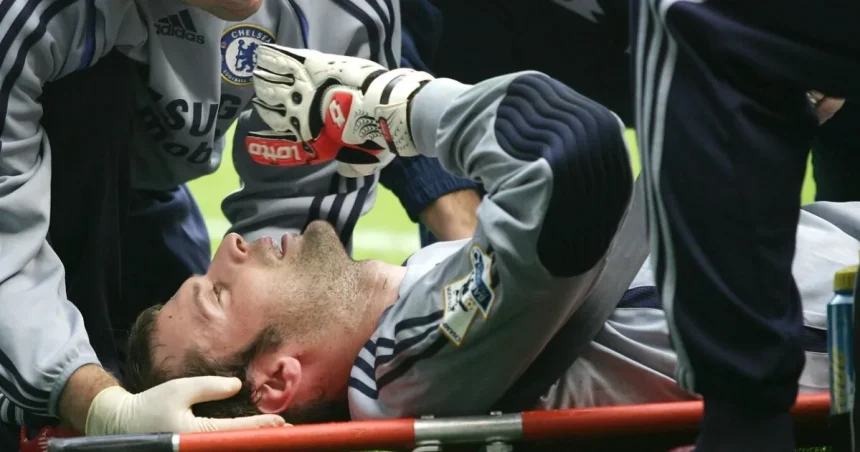 Zrážka, prerazená lebka, titánové platničky. Petr Čech o najťažších chvíľach